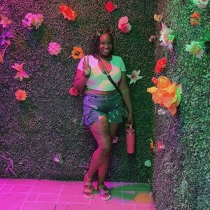 Meet your Posher, Krissy